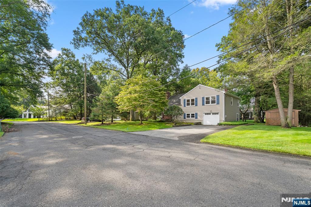 12 John Circle - Photo 1