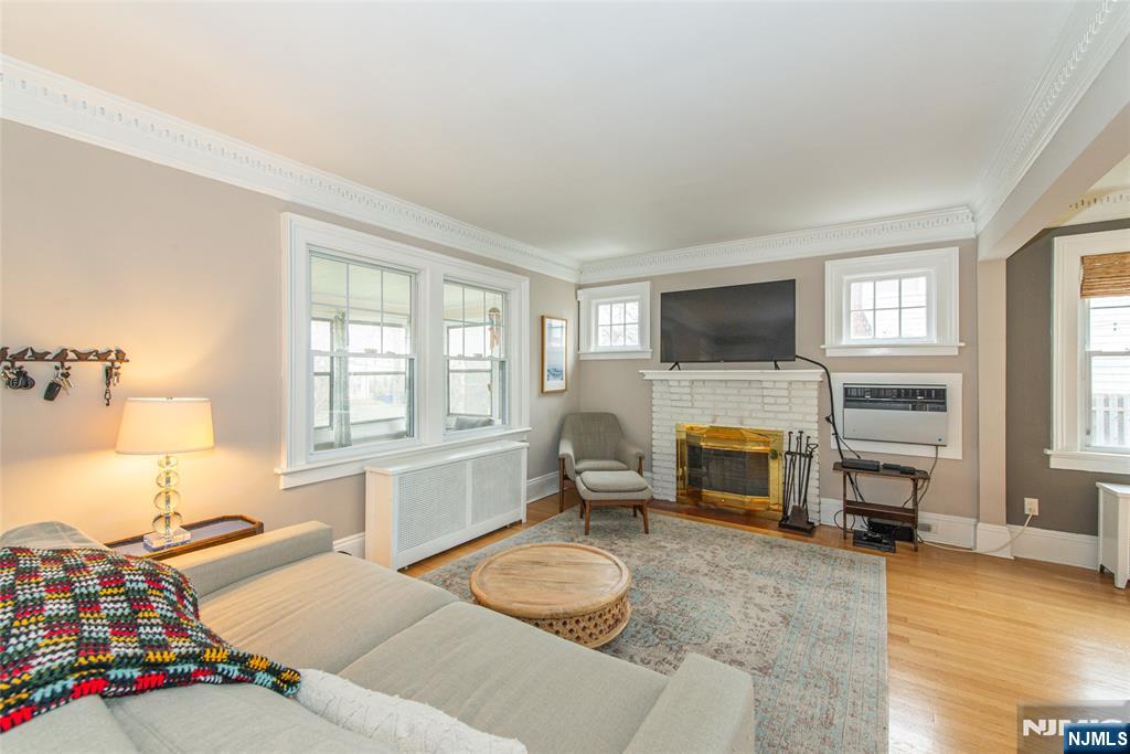 187 Grove Street - Photo 5