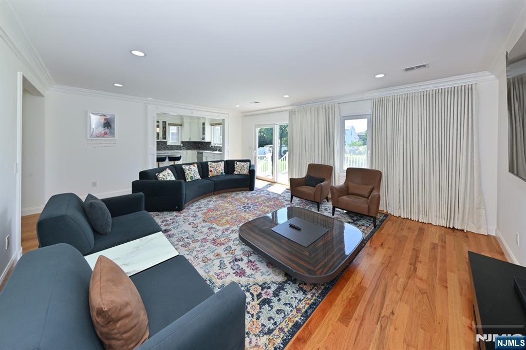 51 Stager - Photo 4
