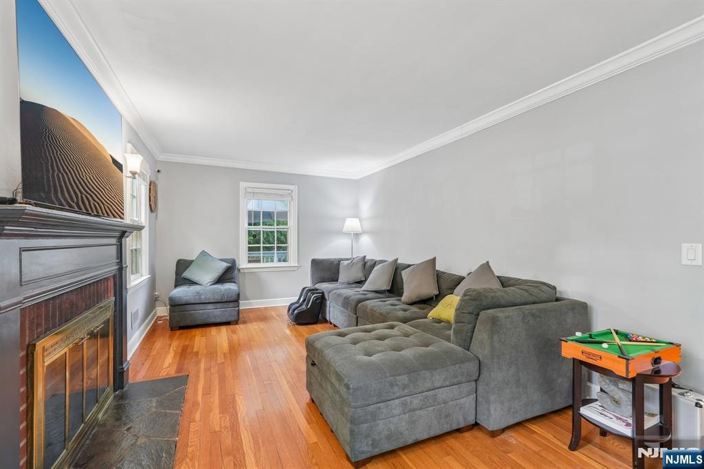 467 Voorhees Street - Photo 5