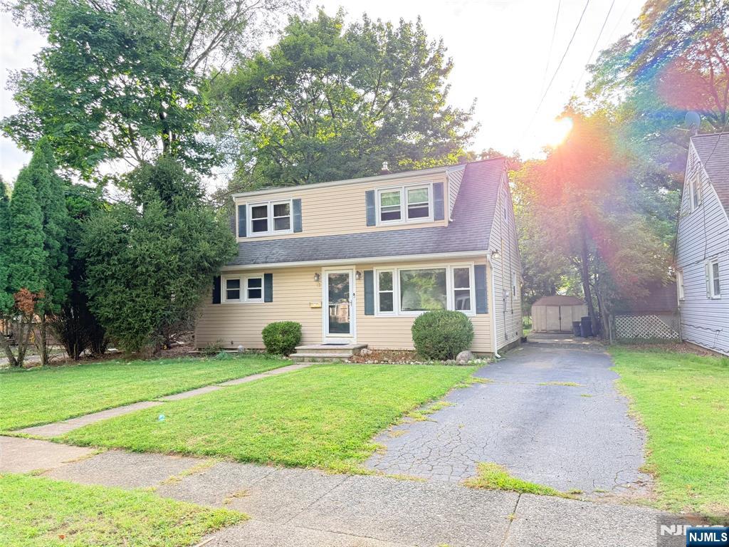 Photo 1 of Single family home for sale at 12 Central Ave, Pompton Lakes, NJ 07442 | MLS# 26035129 | Listing updated on 2026-09-19
