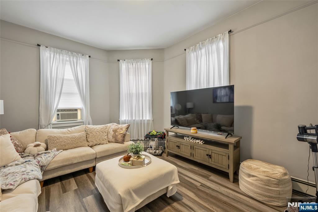84 Westervelt Place - Photo 2