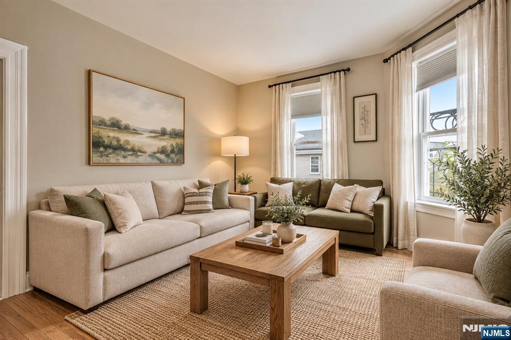 84 Westervelt Place - Photo 3