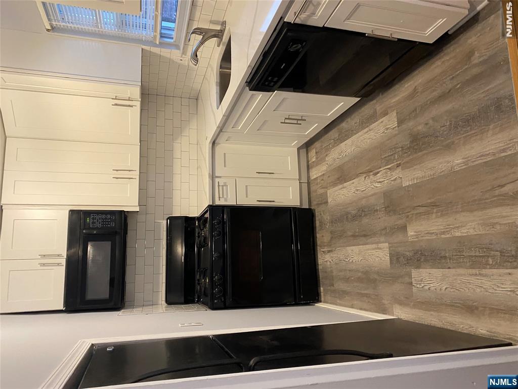 218 Cliff Street 2 - Photo 1