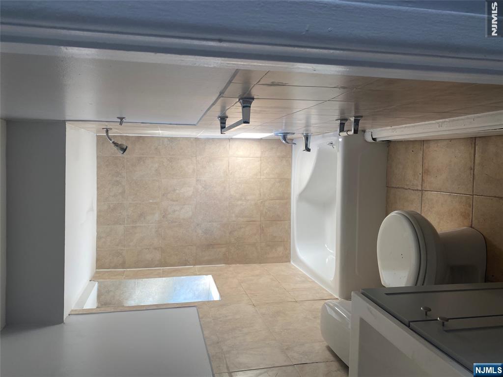218 Cliff Street 2 - Photo 2