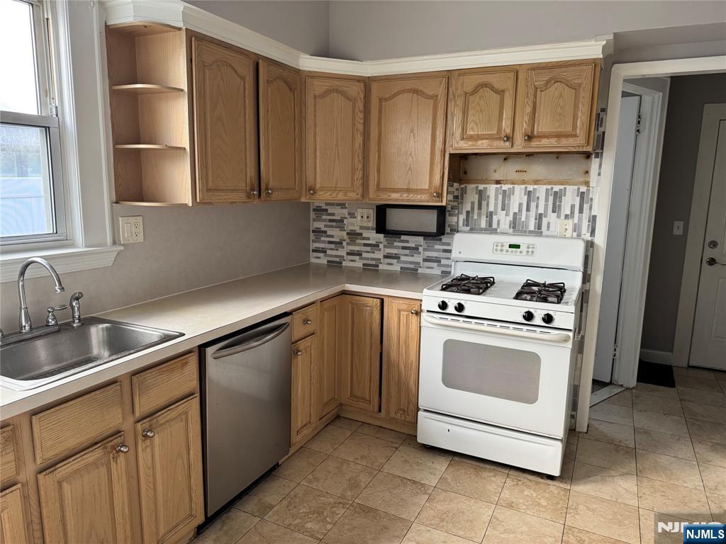 41 Knox Avenue 1st Floor - Photo 5