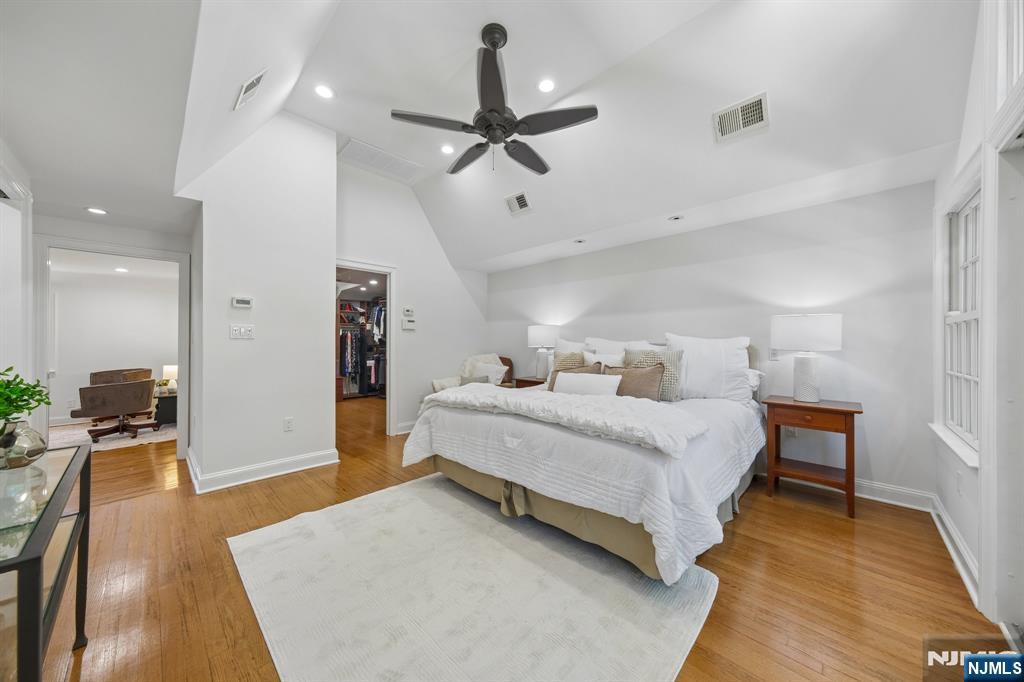 10 Delwick Lane — photo 19