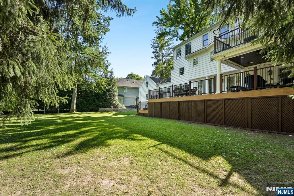 10 Delwick Lane — photo 38