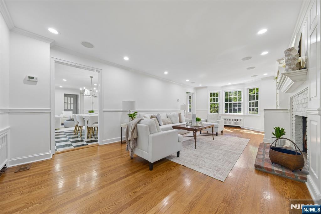 10 Delwick Lane - Photo 5