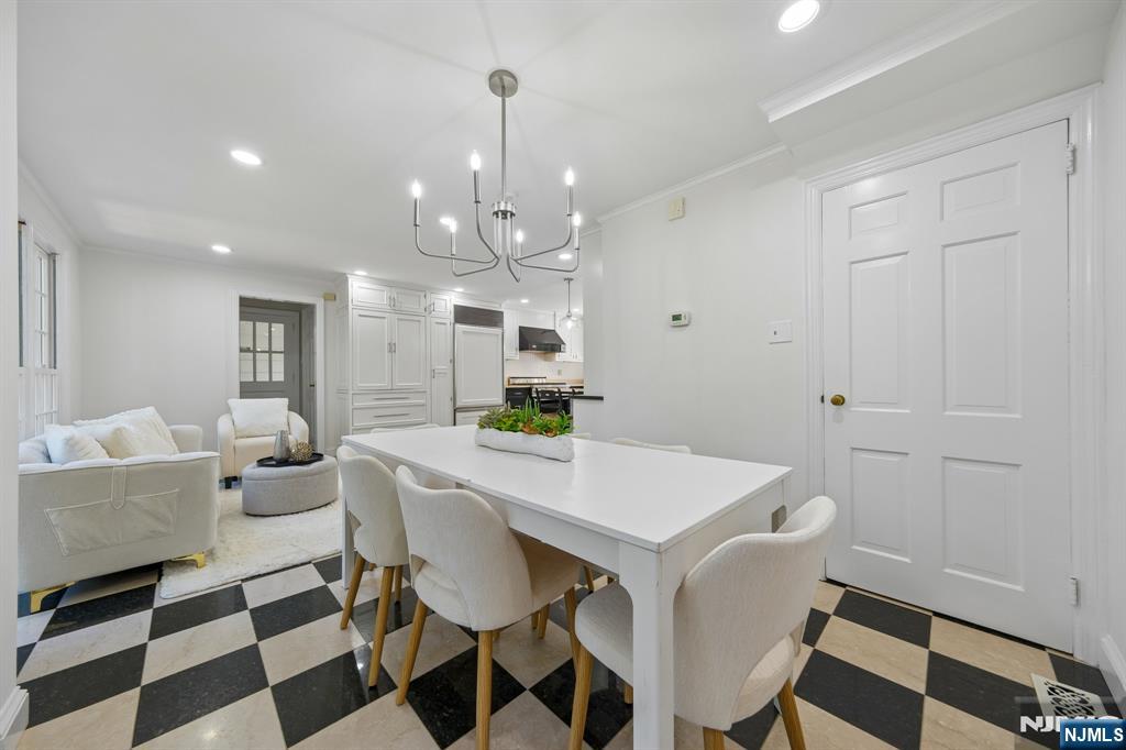 10 Delwick Lane — photo 10