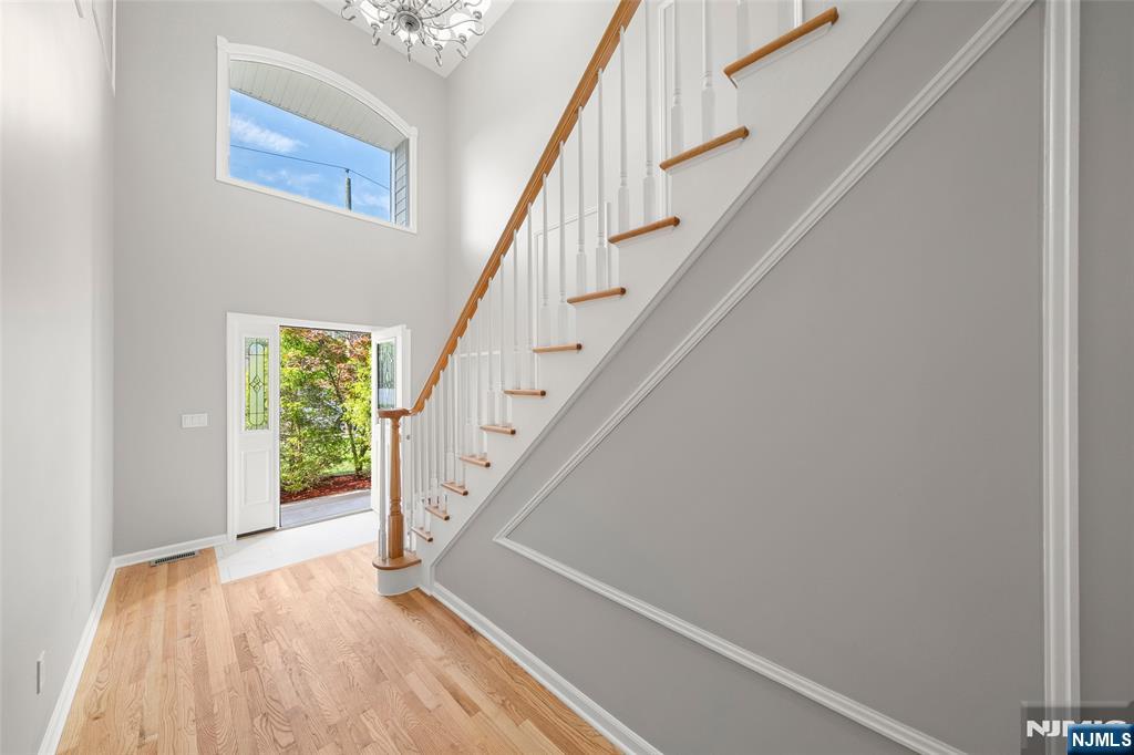 15 Laurel Avenue - Photo 3
