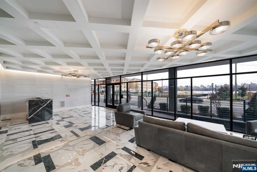 7101 River Road 307B - Photo 2