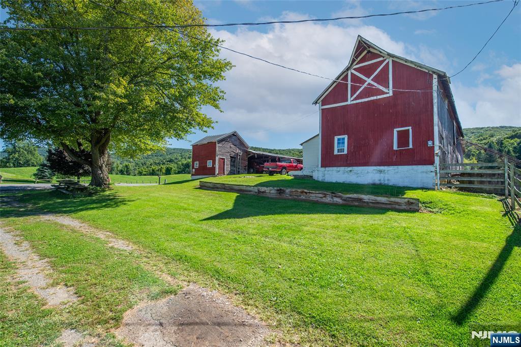 41-87 Mountain Road - Photo 1