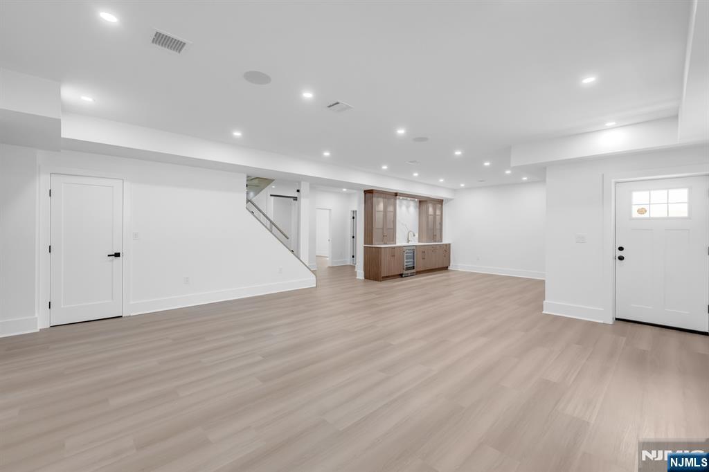 391 Burnet Place — photo 41