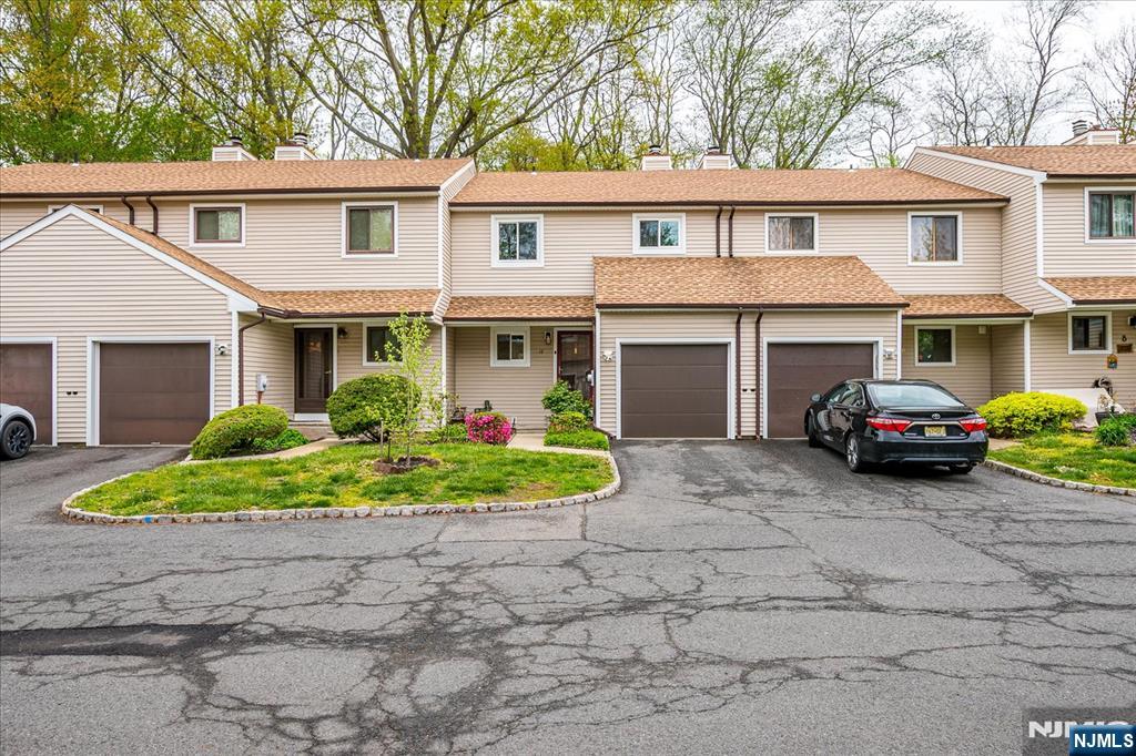 12 Tulip Court - Photo 1