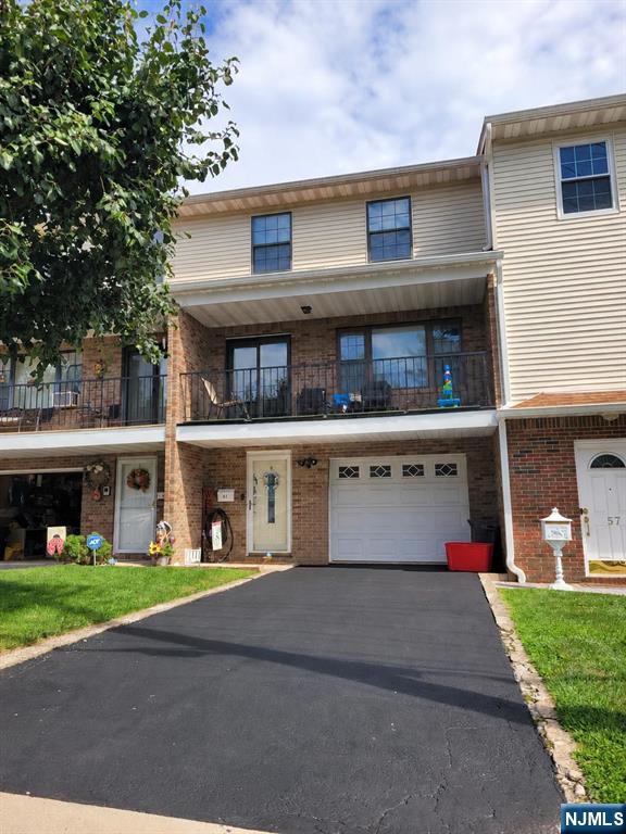 61 Henry Street 3 - Photo 2