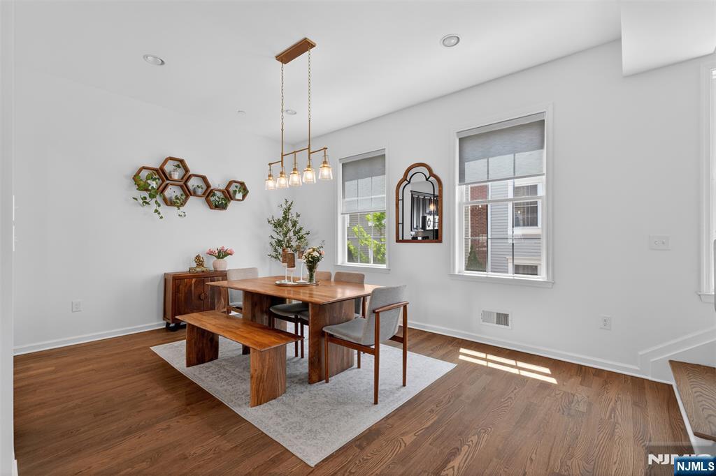 197 Roosevelt Drive 197 - Photo 2