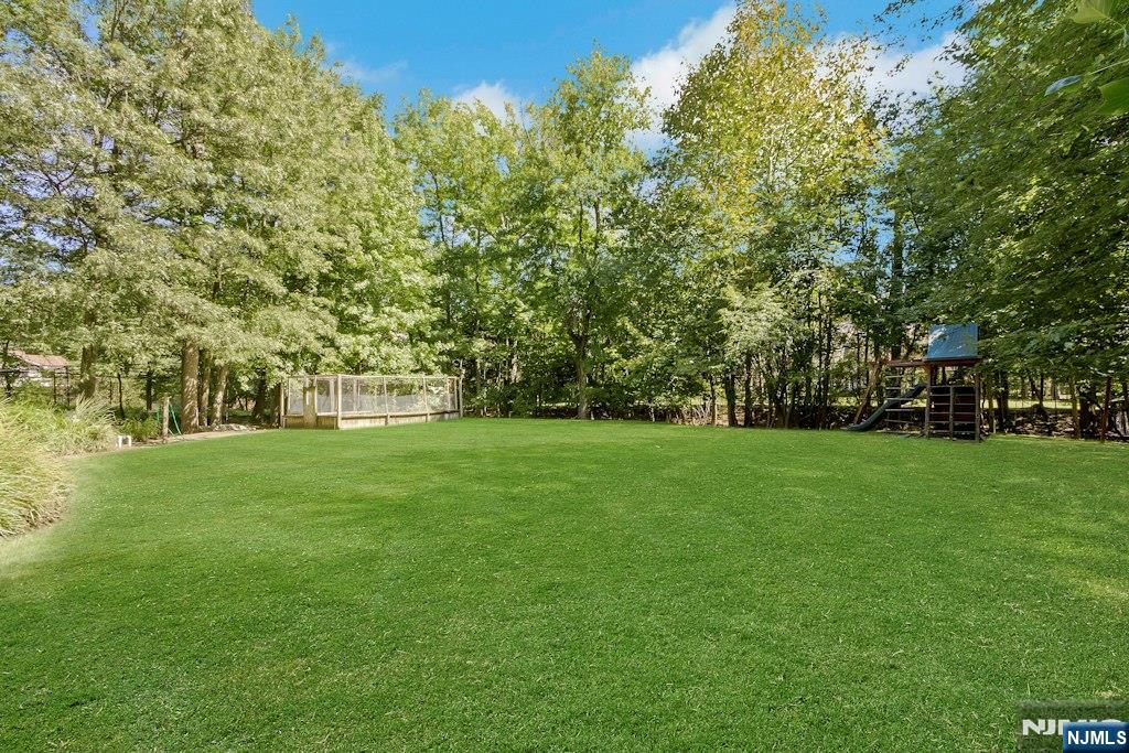 42 Warren Lane — photo 25