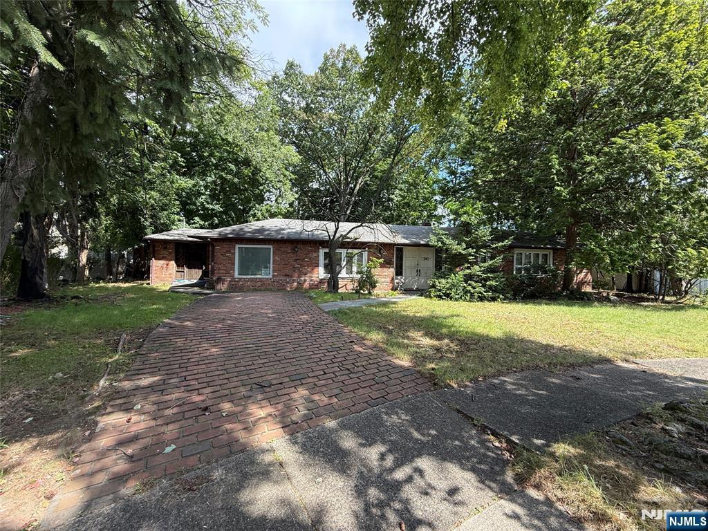 380 5th Court - Photo 4
