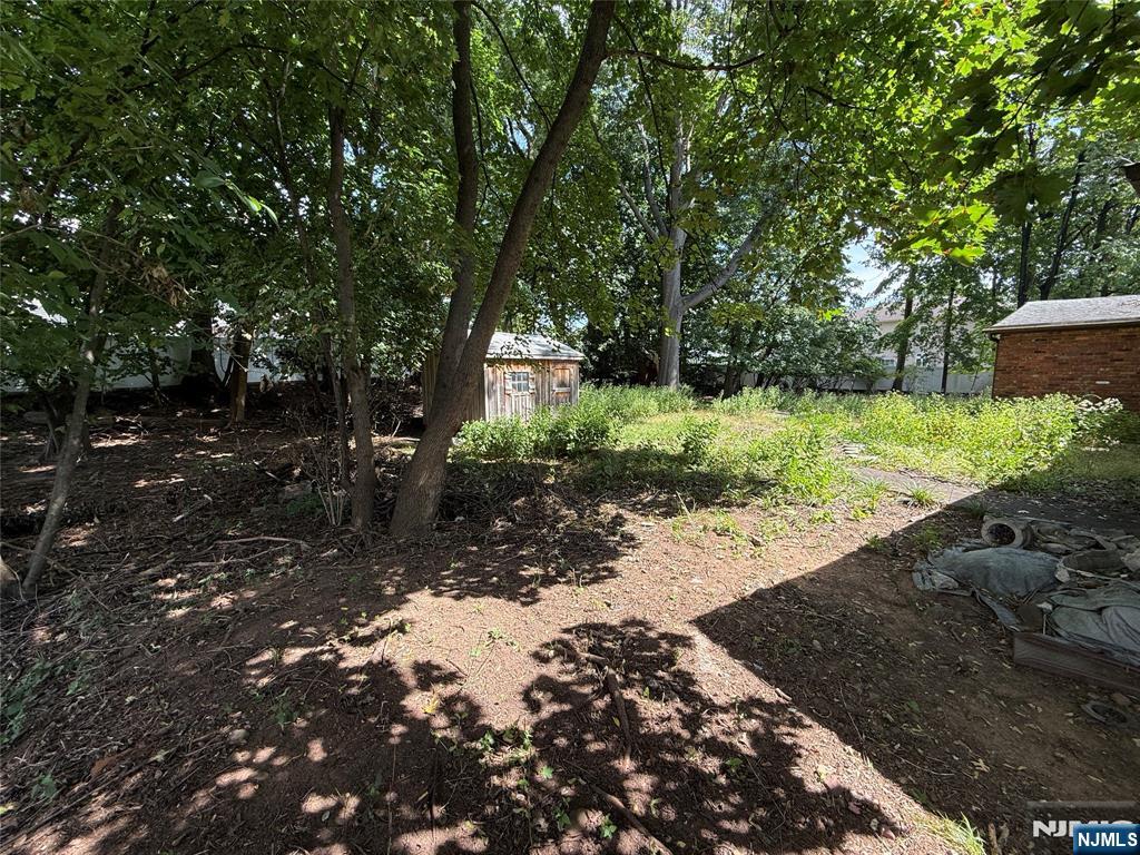 Photo 4 of House for sale at 380 5th Court, River Edge, NJ 07661 | MLS# 26035205 | Listing updated on 2026-09-17