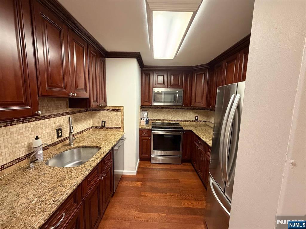 200 Grand Cove Way 3H - Photo 5
