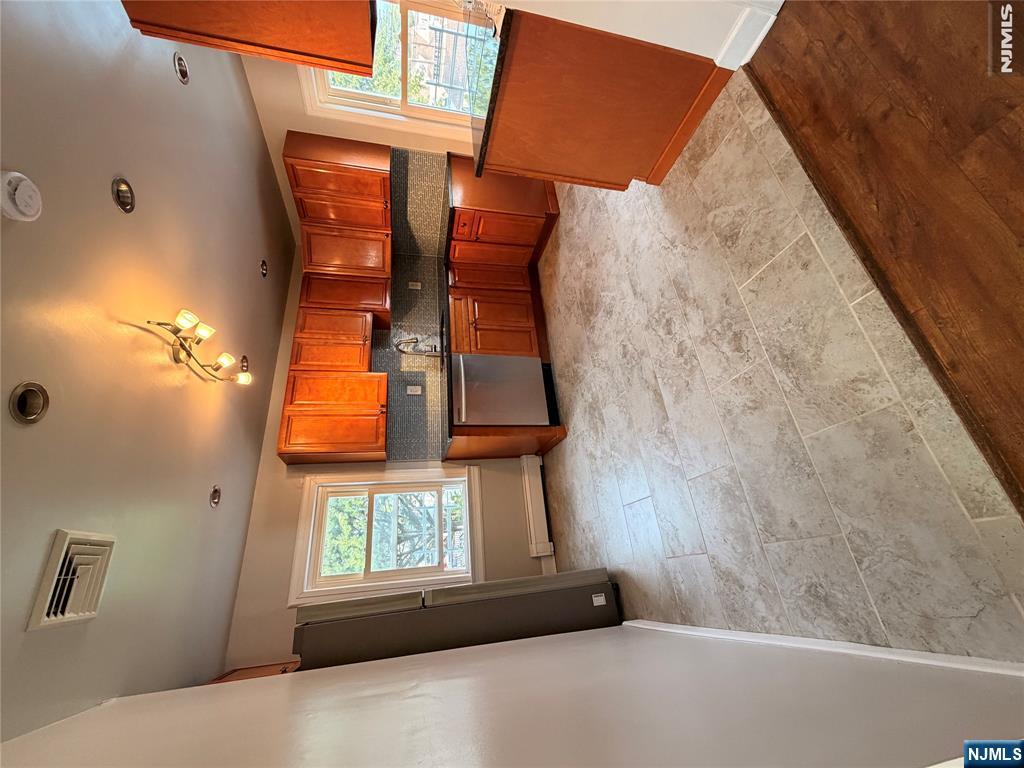274 Union Street 2 - Photo 3