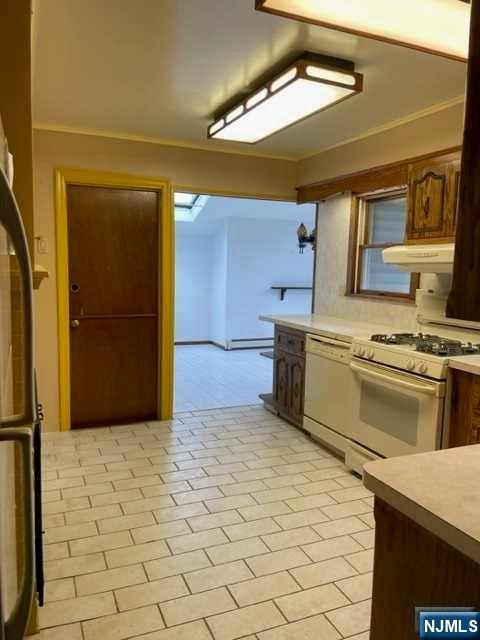 263 Phelps Avenue - Photo 5