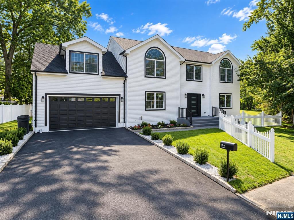 Photo 2 of Single family home for sale at 182 School St, Northvale, NJ 07647 | MLS# 26035228 | Listing updated on 2026-09-17