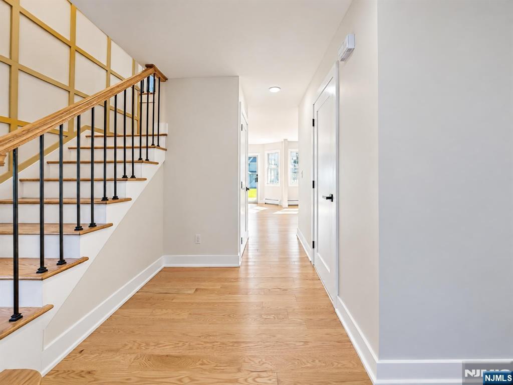 Photo 4 of Single family home for sale at 182 School St, Northvale, NJ 07647 | MLS# 26035228 | Listing updated on 2026-09-17