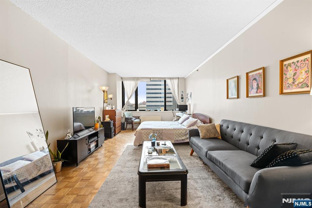 45 S River Drive 808 - Photo 4