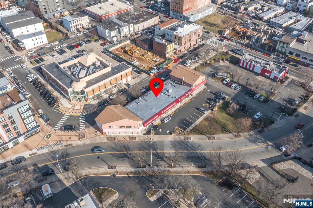 571-575 Martin Luther King Drive — photo 24