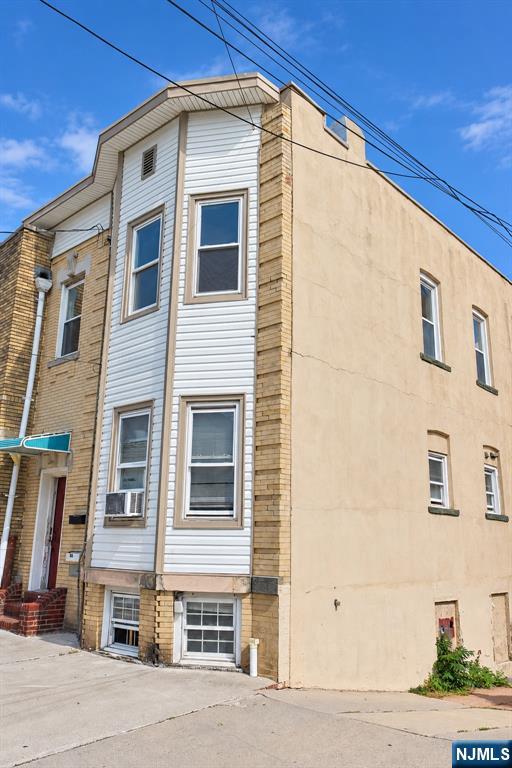 104 Harrison Avenue 2 - Photo 2