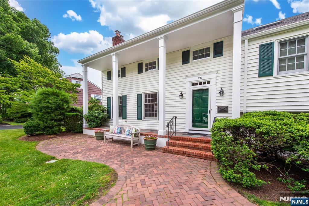 26 Cornell Way - Photo 2