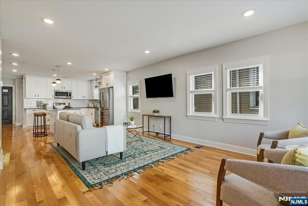 161 Willowdale Avenue - Photo 3