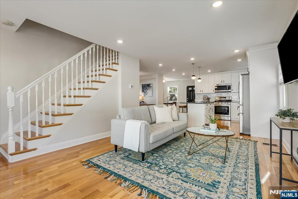 161 Willowdale Avenue - Photo 4