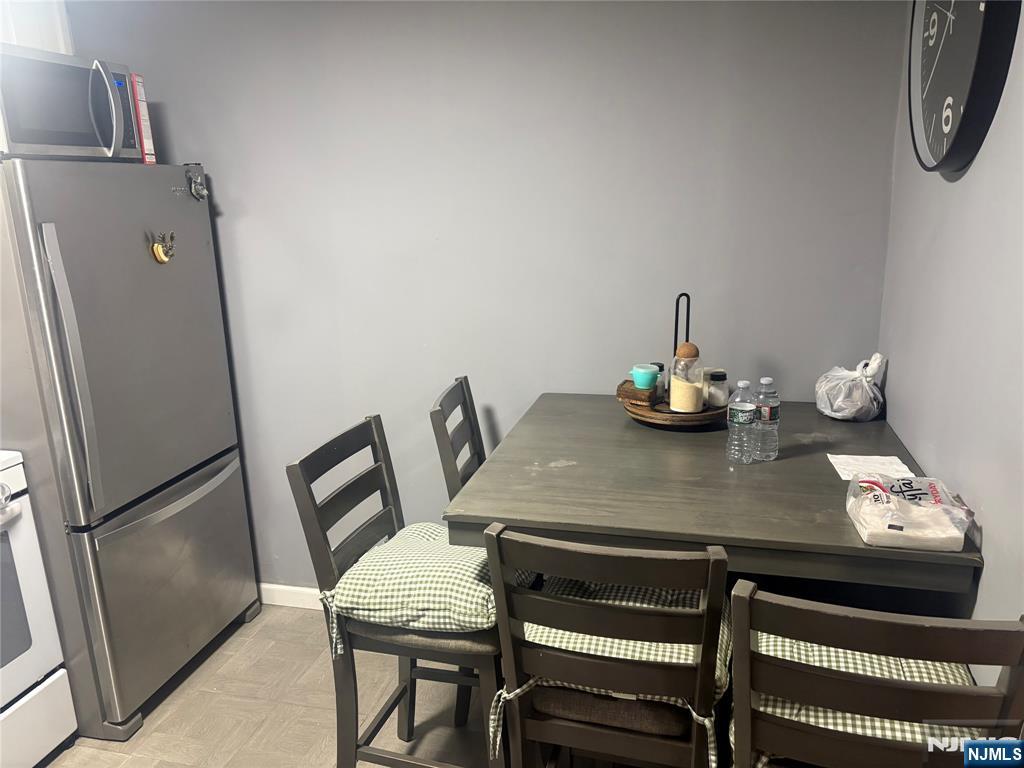 399 Walker Street B - Photo 3