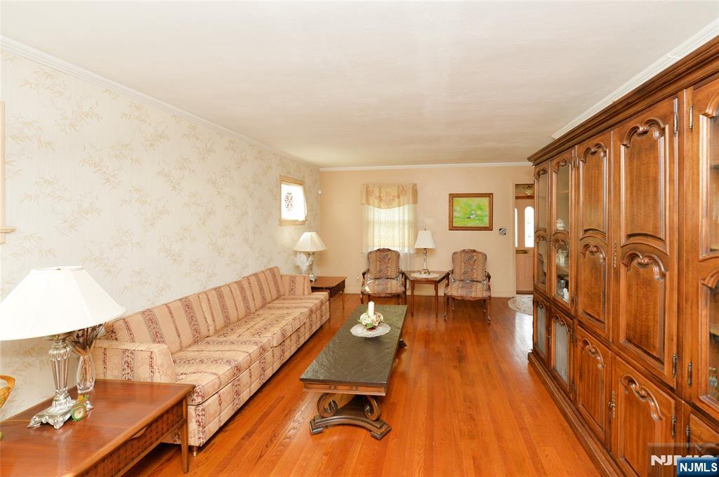37 Lunn Avenue - Photo 5