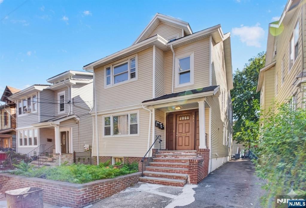 291 Madison Avenue - Photo 2