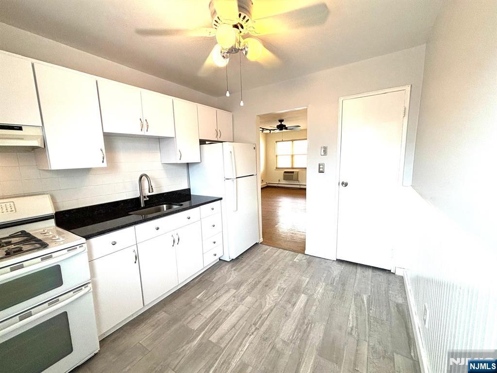 725 Joralemon Street 144 - Photo 3