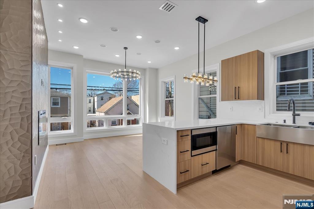 206 Clendenny Avenue 1 - Photo 2