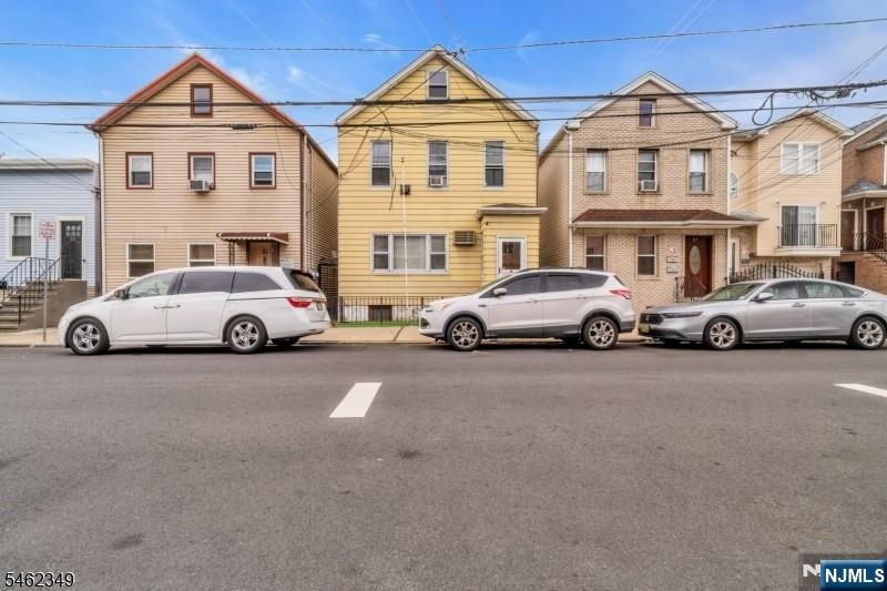 29 Kossuth Street - Photo 4