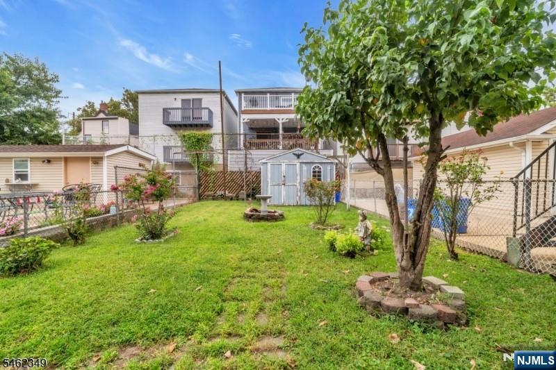 29 Kossuth Street - Photo 5