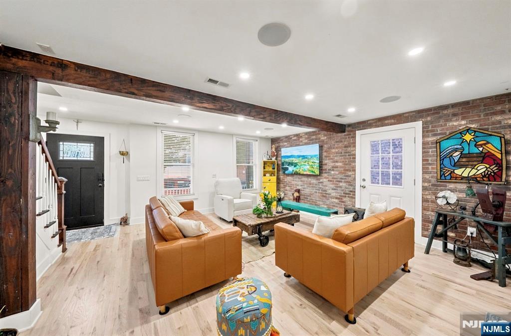 204 39th Street - Photo 3