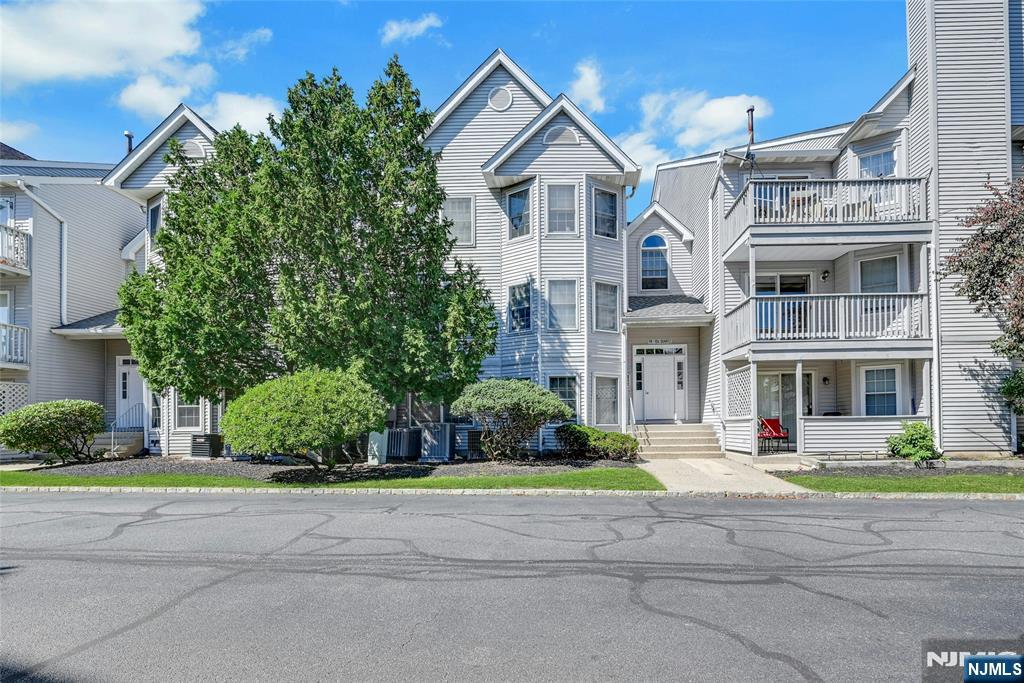 105 Quartz Lane - Photo 1
