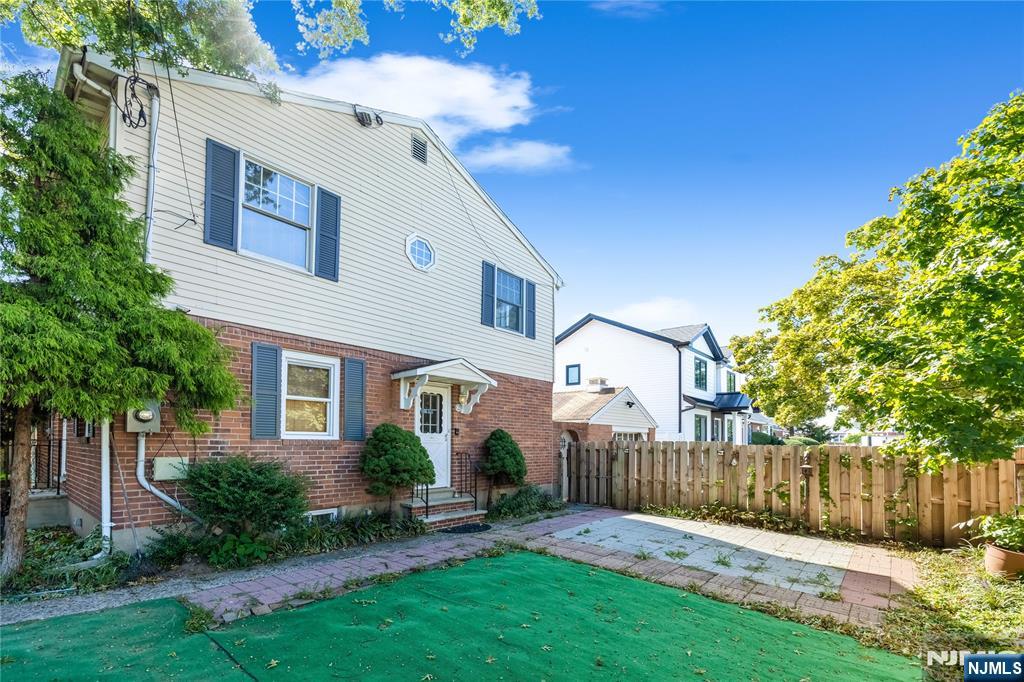 384 Main Avenue - Photo 1