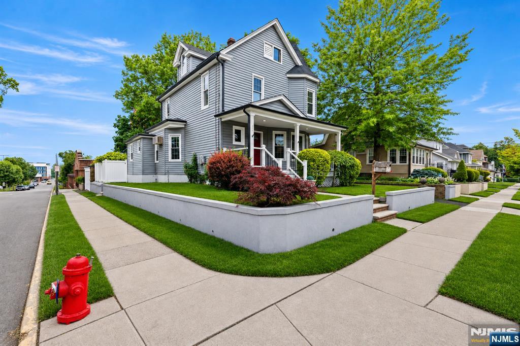158 Elberon Avenue - Photo 3