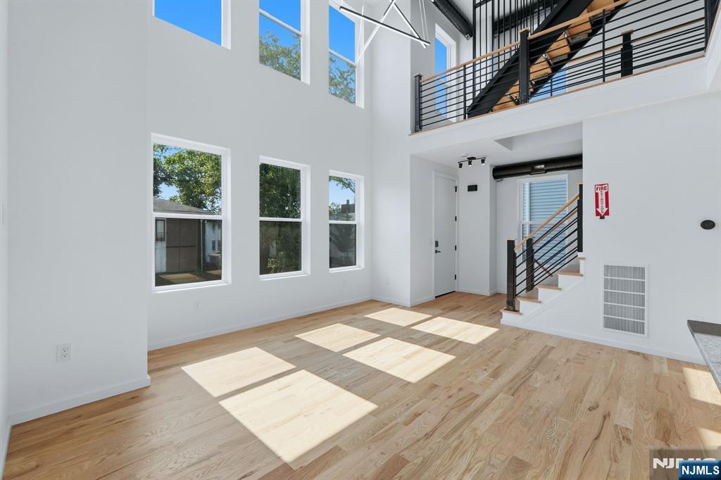 199 Park Street - Photo 2