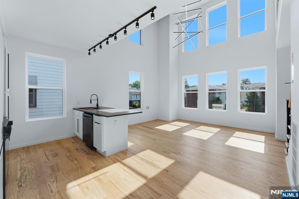 199 Park Street - Photo 5