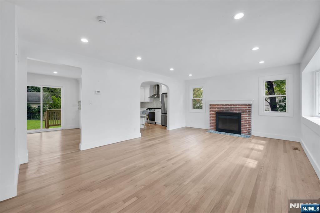 Photo 3 of Single family home for sale at 34 Howard St, Verona, NJ 07044 | MLS# 26035365 | Listing updated on 2026-09-20