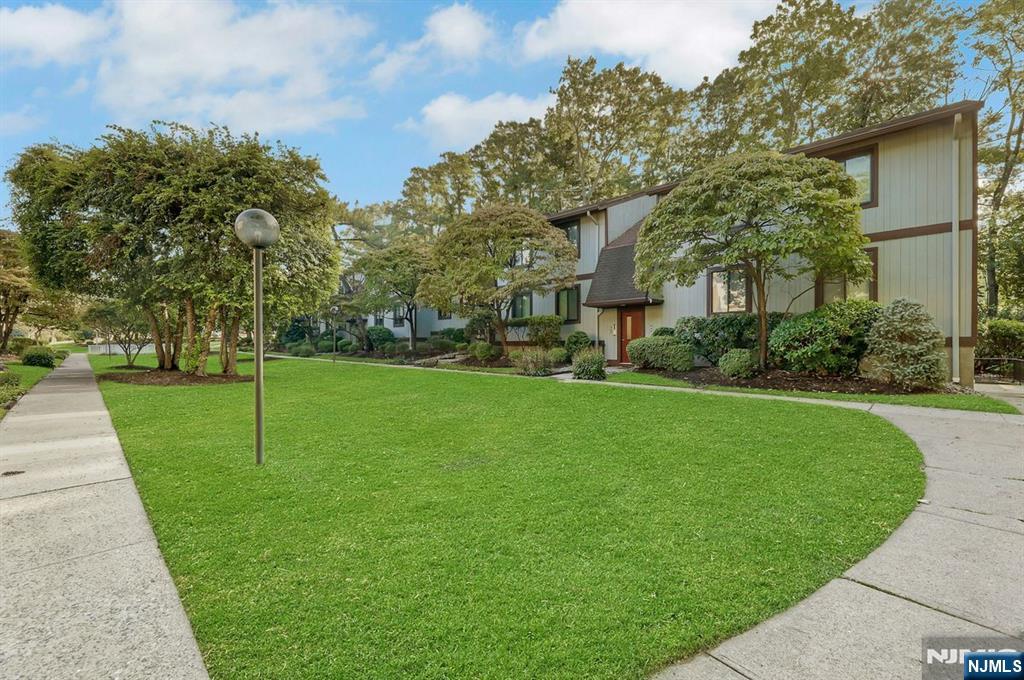 50 Rock Road B10 - Photo 3
